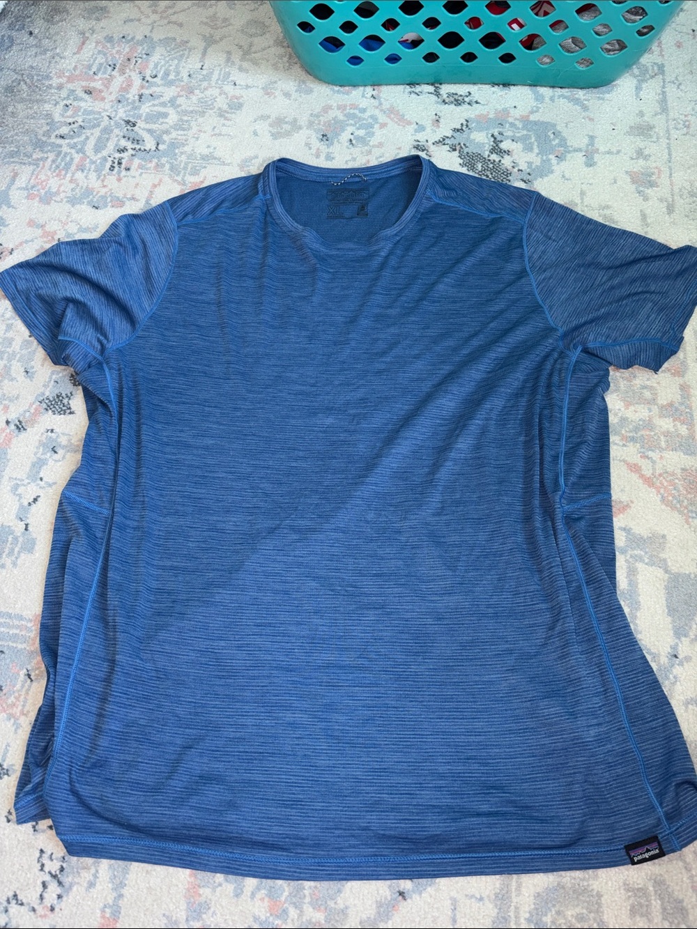Patagonia Capilene cool lightweight  Blue Performance Crewneck Shirt xl